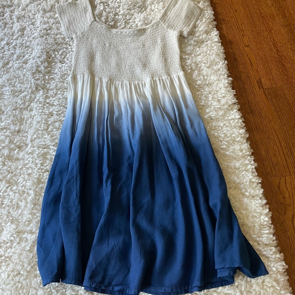 Blue and white dress!